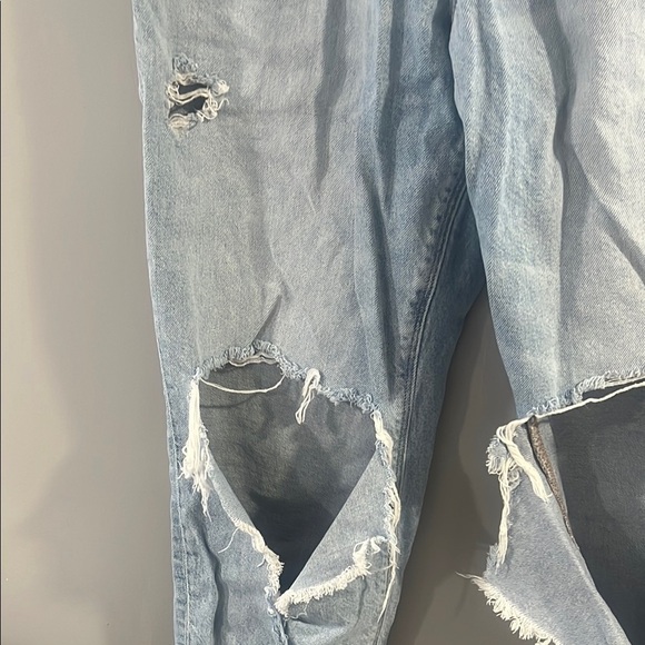 American Eagle Outfitters Blue Boyfriend Jeans Distressed Relaxed Fit - Picture 4 of 12